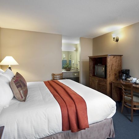 Maligne Lodge Джаспер Номер фото